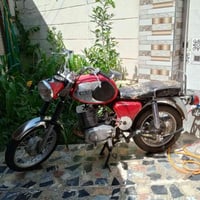 دراجه ام زت موديل 1981دراجه جاهز ماء بيها قطرت لحيم العنوان بغداد المش...
