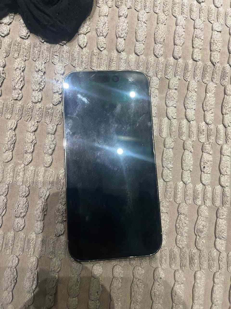 ايفون 14 برو ذاكره ٢٥٦ البطاريه 91 الون الذهبي
وتساب ***********

