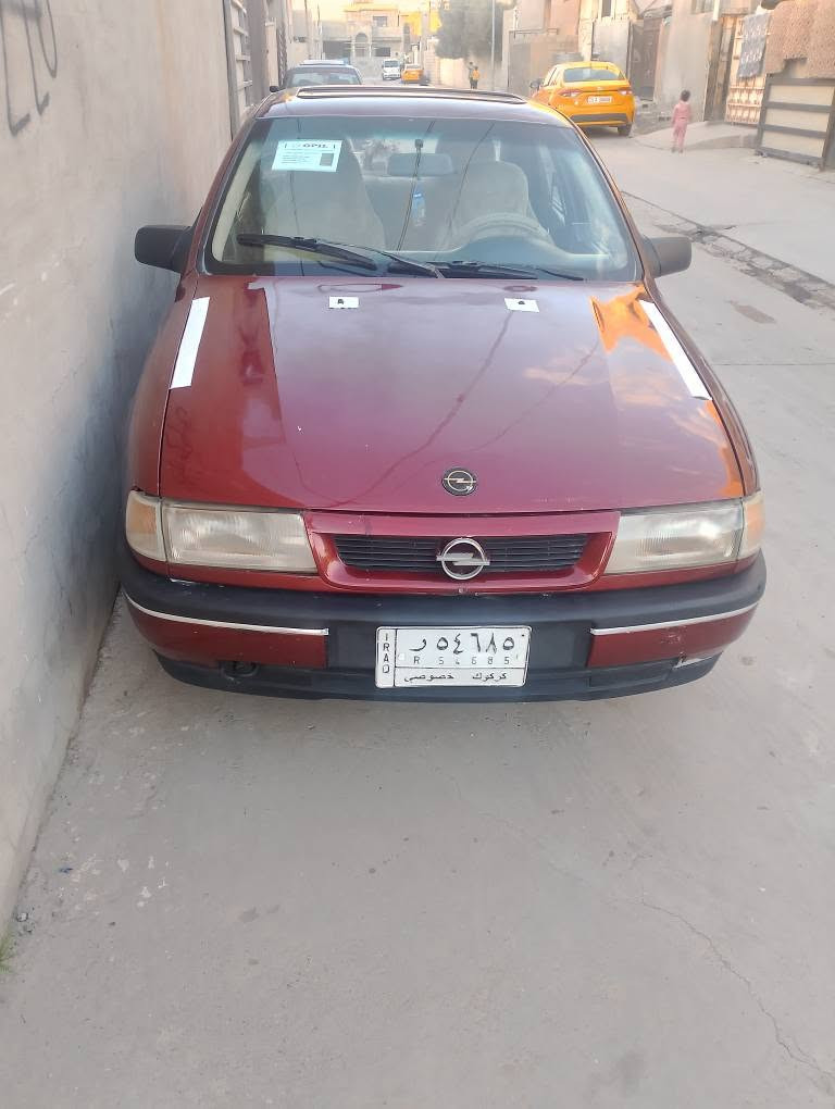 سياره اوبل فكتره موديل1992 حجم محرك 18كير  ومحرك بل شرط سنويه بسمي اسوي وكاله وتحويل سنويه لل2027 سياره جاهزه سعره 42وبيها مجال مامتواجد على فيس (***********) كركوك, العراق
