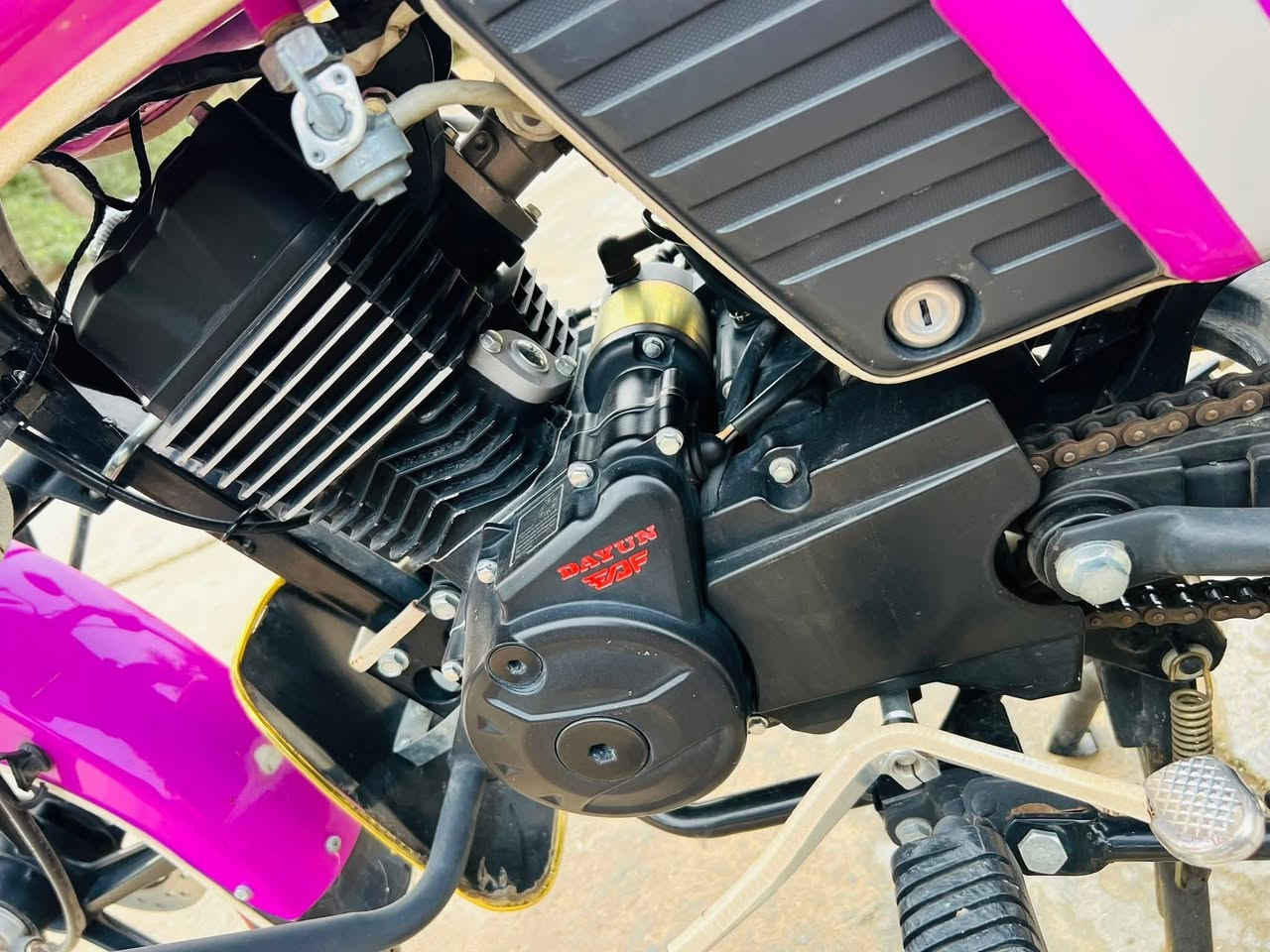 سلام عليكم دراجه دايوان ٢٣
مكفوله كفاله عامه بس هاي الضربه الي بالتانكي كدامكم بالصور ماشيه 23 ألف حقيقي رقم وسنويه انكليزي باسمي تحويل ثاني يوم الشراي يتصل وبيك خير ودلل مكاني دلي عباس شروين
***********
