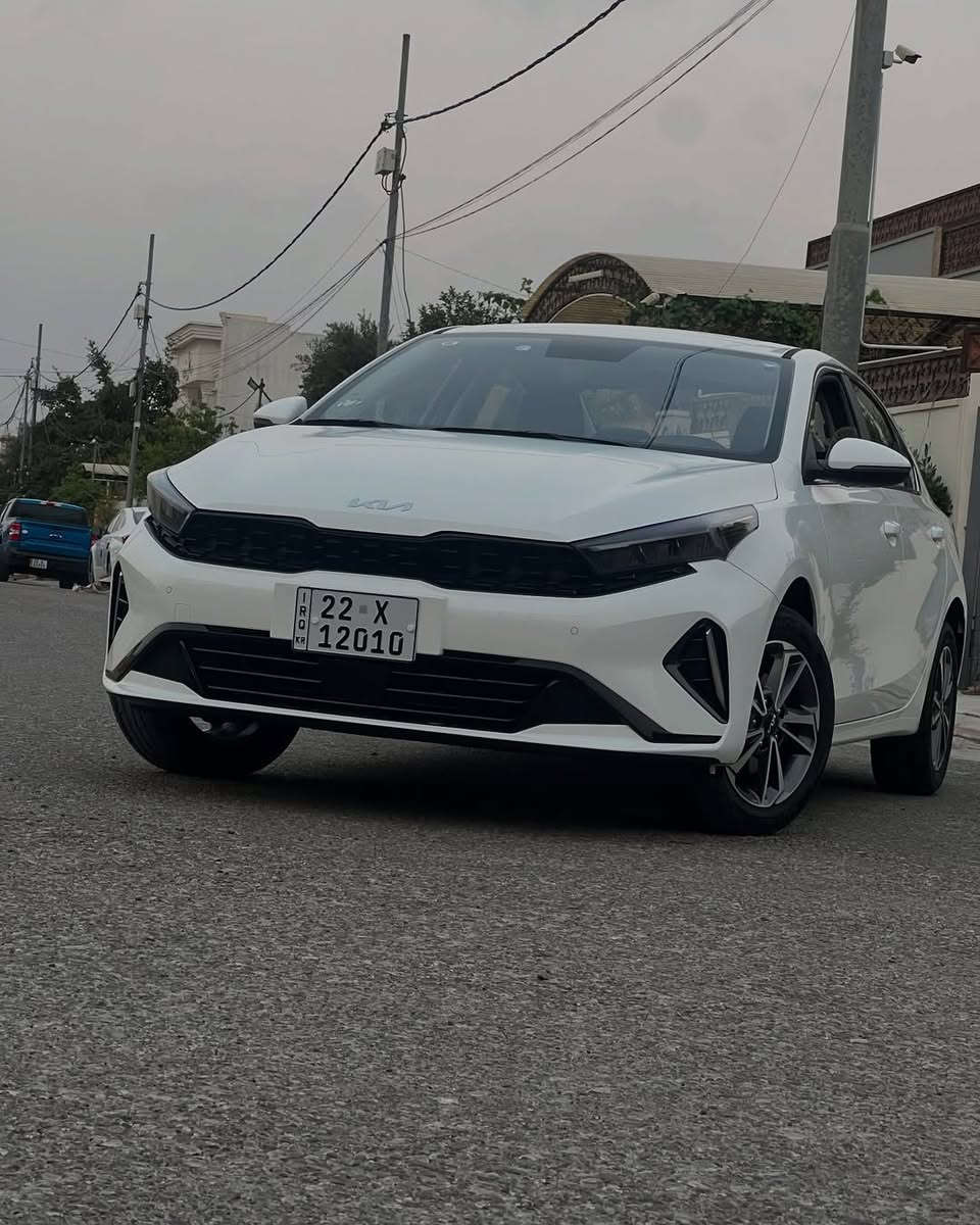 سلام عليكم كي ثري مديل 2024 سيارة كلش جديدة ماتصرف عليها ربع مواصفات حساس امامي خلفلي كشنات جلد شاشة وكامرة تحكمات جهتين منفث يوسبي وتايب سي ويل16❤️ 
سيارة ماشية33 الف وقابل لزيدة💕 سيارة مكفولة بيها بس طخة بل بنيد وبعدها علا وضعها وناشرها وي صور وبل عافية عل ياخذها رقم اربيل مميز🌏 سعر145بيها مجال مكاني بغداد حي العامل💕رقم تلفون***********
