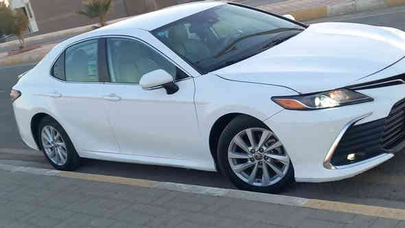 السلام عليكم  للبيع موديل 22 /السعر 19$ وبيها مجال رقم الانبار (*********** بس الشاري يتصل
