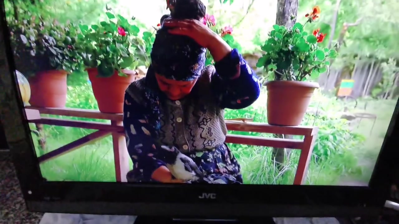 سلام عليكم اخواني عندي شاشه نوع JVC الحجم 32 بدون نت باله اصلي تايلندي نظيف جدآ صورته كلش حلوة ما مفتوح ولا مصلح السعر 90 الف العنوان البياع حي الرساله الأولى قرب مدينة العاب الكرخ تلفون ***********
WhatsApp +964***********
