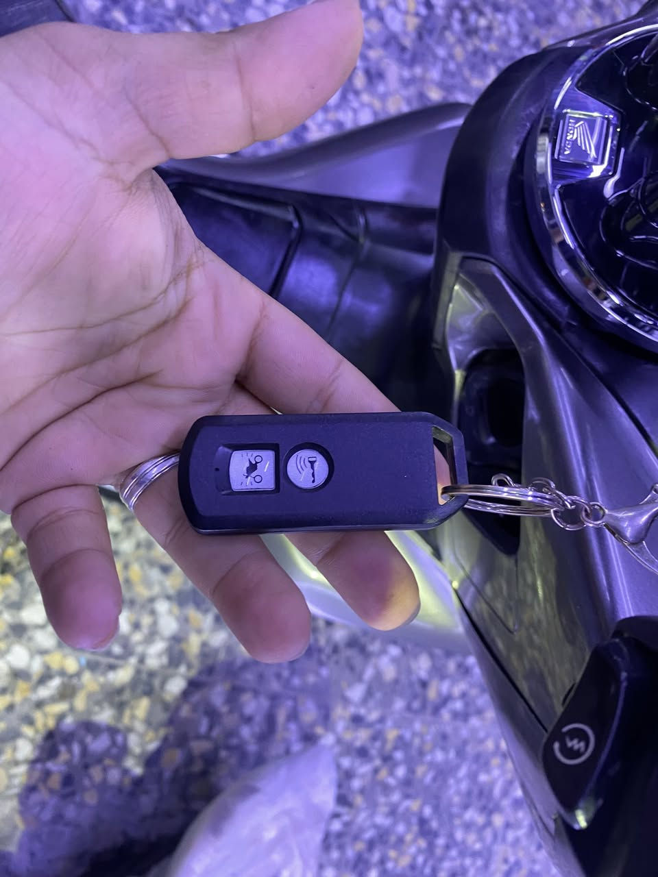 سلام عليكم
جيل ثالث ياباني ياباني

جحم 150

ماشيه 10الف زيرو زيرو

حساس زدحام حساس ستان 

كفرات مكينه كلهن مكفولات كفاله عامه جيب الف فيتر وفحص أبيعه لك من باب لبيت 

سعر 21ورقه وبيه مجال ولي معرف لسعر لا يعلق 

مكان حي اور جامع فردوس 

***********
