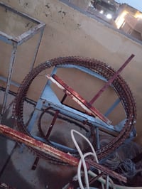 سيم شائك • ٢ قطع • كبير زغير