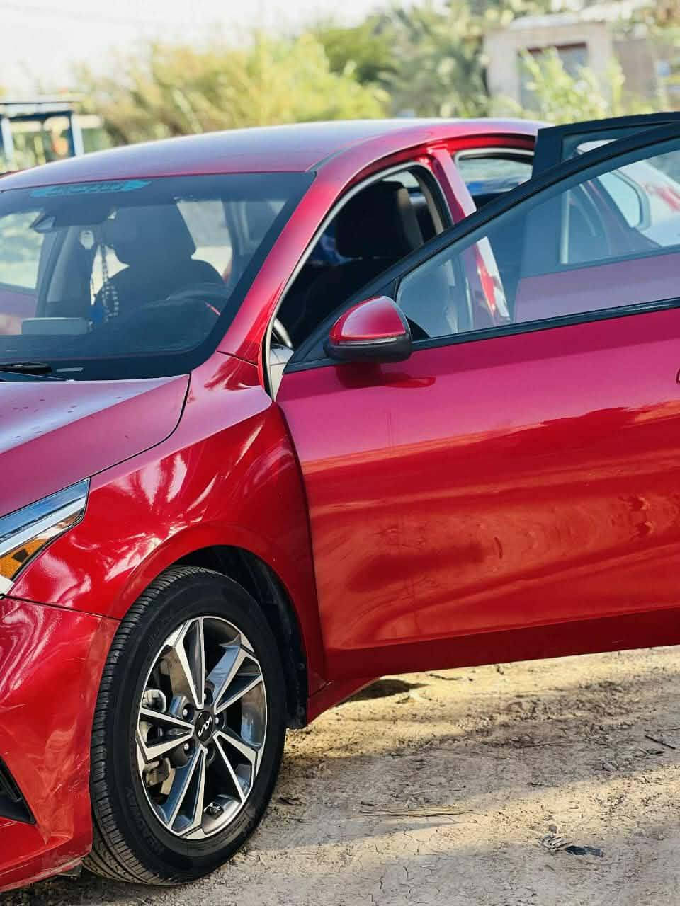 فورتي 22 معوقين 6 شهور تصير حره ضربتها جاملغ وبنيد بدون عابر نص فول السعر 130 وبيها مجال ***********
