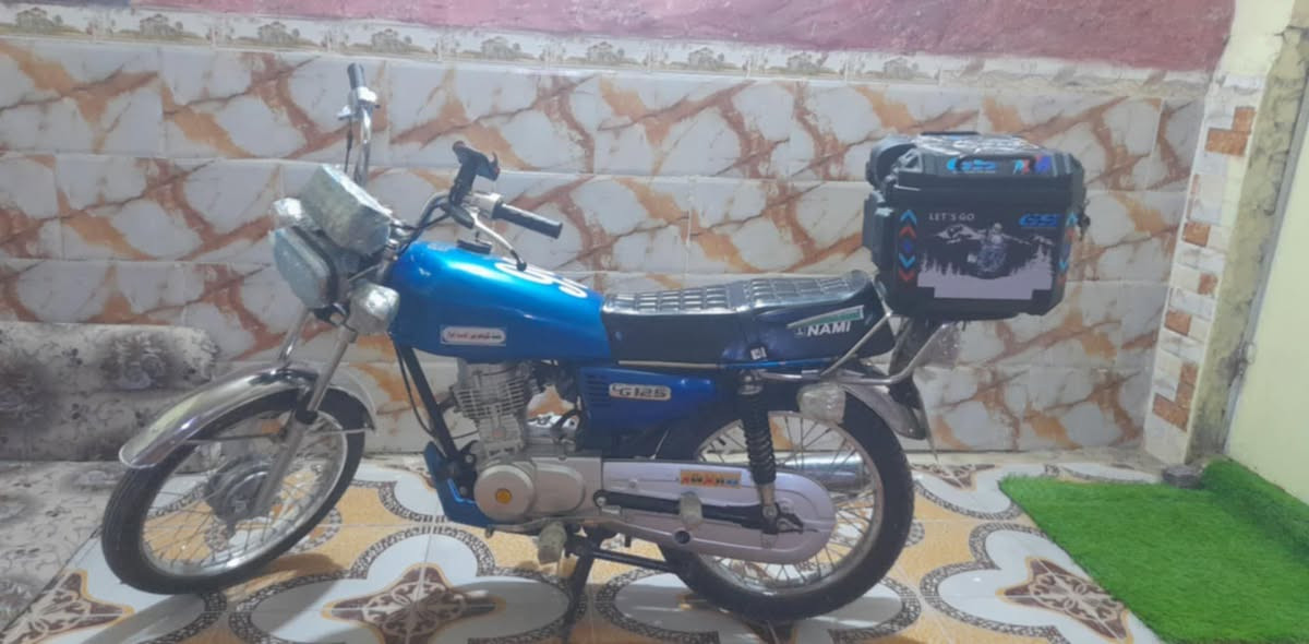 سلام عليكم دراجه للبيع نضافه فول دراجه كامله مكفوله من كلشي دراجه كلك مكفوله عشاءر للستفسار لصال علا رقم ***********
