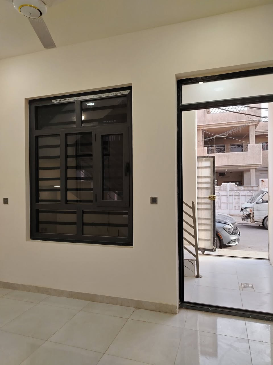 للبيع ٥٠م بناء حديث
منطقة الفرات بسعر مناسب 
.......
اعلان رقم ٤٠٧
.......
مشتمل ٥٠م طابقين ونص بناء حديث واجهة ٥ نزال ١٠
فول درجة اولى
في منطقة الفرات بظهر الهياكل مباشرةََ
للاستفسار *********** متوفر واتس اب اتصال
مكتب نيو هاوس للعقار الكائن في
حي الجهاد الديوان مقابل الامانة قرب كوفي ركن الديوان
#مكتب_نيوهاوس_للعقار
