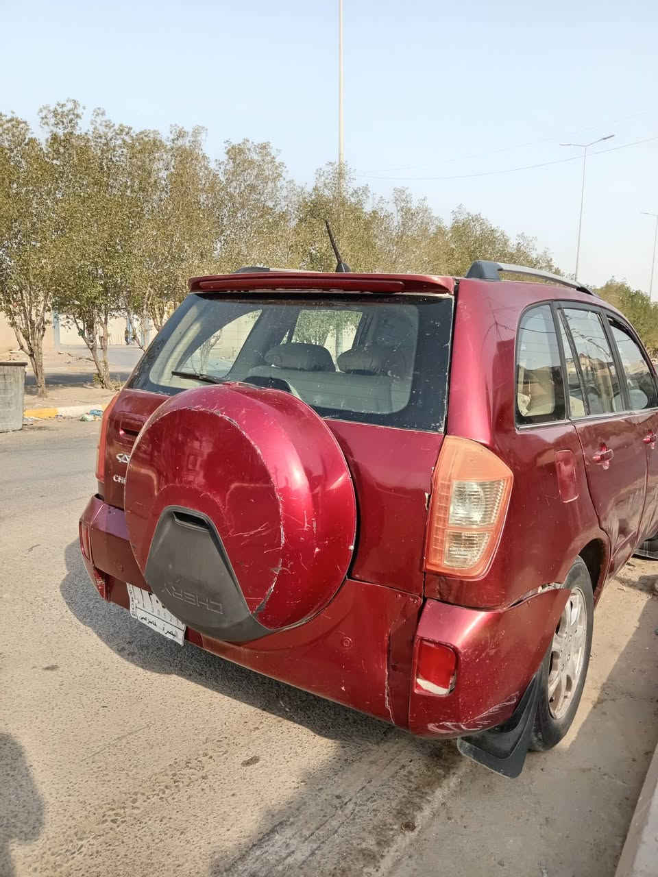 سيارة تيكو موديل ٢٠١٣ مكينة كير كهرباىيات جيدة مكفولة من الضربة والجفية السعر ٤٢ ورقة مالكها في الزبير ومكان السيارة في الكوت وتحويل خلال يوم وشكرا العنوان كوت داموك تلفون *********** وشكرا
