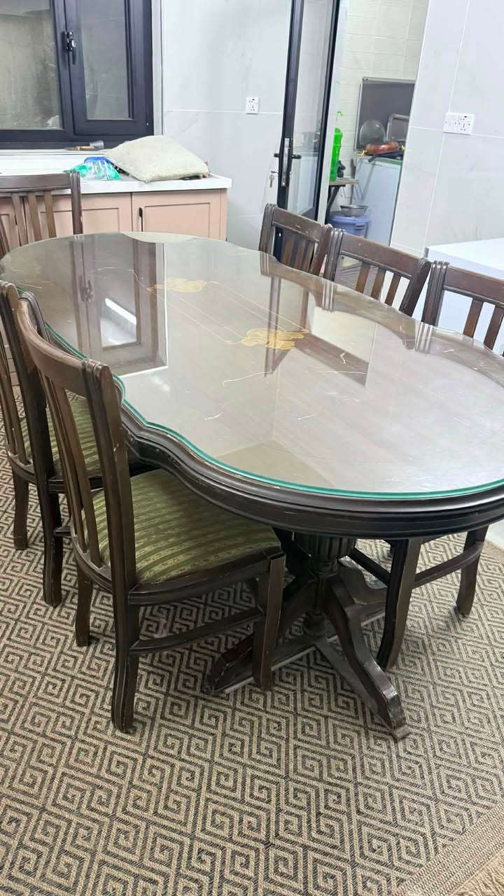 ميز طعام 6 كراسي كبير وقوي
سعر 250بي مجال رجاءا بلا وعود كاذبه


**إذا كنت صاحب هذا الإعلان وتريد حذفه لأي سبب، رجاءا أرسل رسالة إلى الدعم الفني**