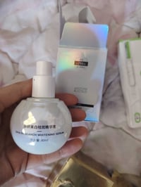 ٤٠ قطعة • كوزمتك • توصيل