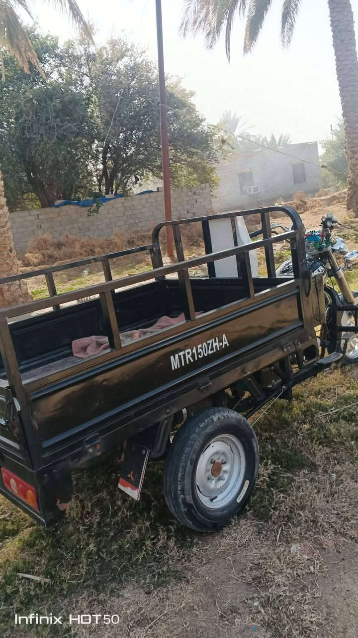 سلام عليكم شباب ستوتة للبيع موديل 20 بيه مكينه 24 مبدل بيه بس بستم  والباقي مكفولة كفالة عامة والسعر ٢١٠٠وبيه مجال اتصل على الرقم ***********
