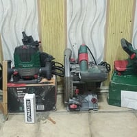 اغراض للبيع بس المسدس مستخدم مره واحده راشين بيه المسدس يرش بنتلايت وب...