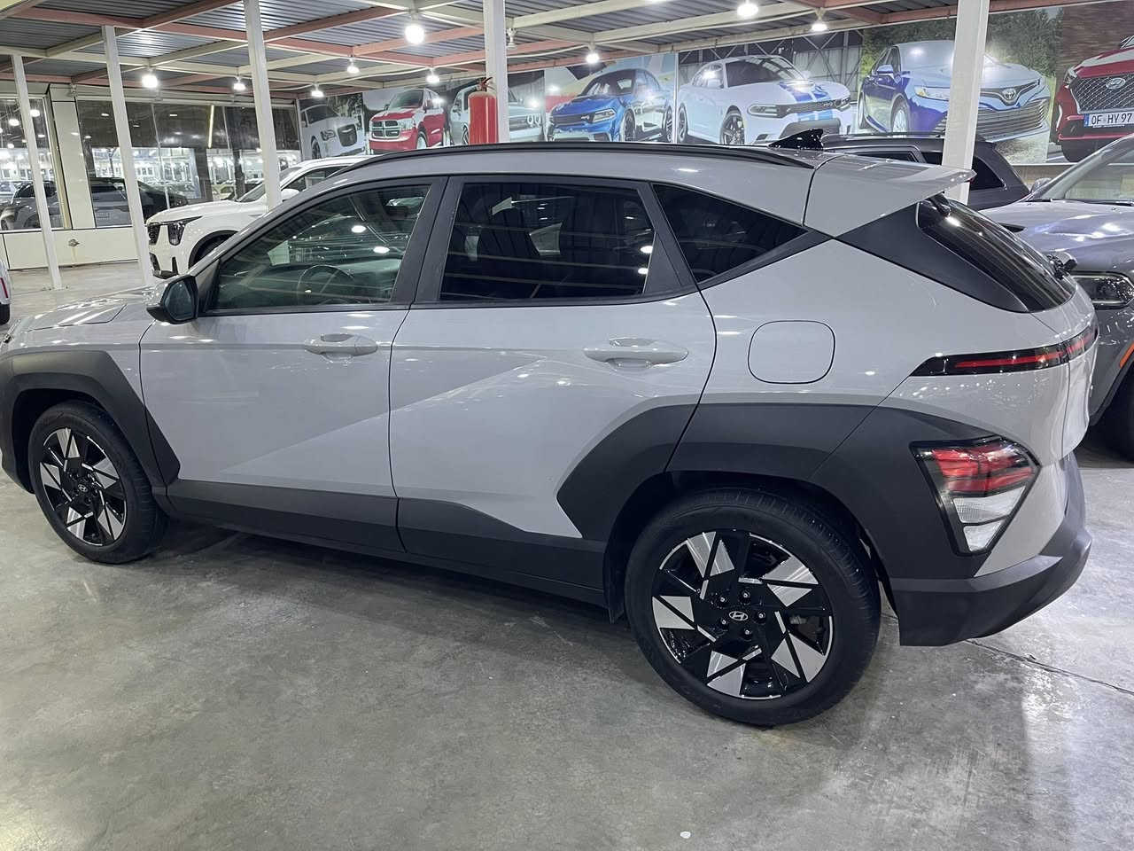 هونداي كونا
موديل 2024

وارد  امريكي 

‏ اللون  اسمنتيه

بدون رقم  / رقم أي محافظة 

محرك 2000

     1000 mi ماشيه

بصمه  /  تشعيل عن بعد / سايد بريك بصمه /

‏سيارة فول مواصفات   عدا  الفتحه ￼ 

بدون حادث /حادث بأمريكا نسبة غرق سيارة ￼

شغالة سيارة جاهزة 

‏صور الحادث في المنشور 

‏ مكان واسط كوت 

‏الاستفسار   ***********
