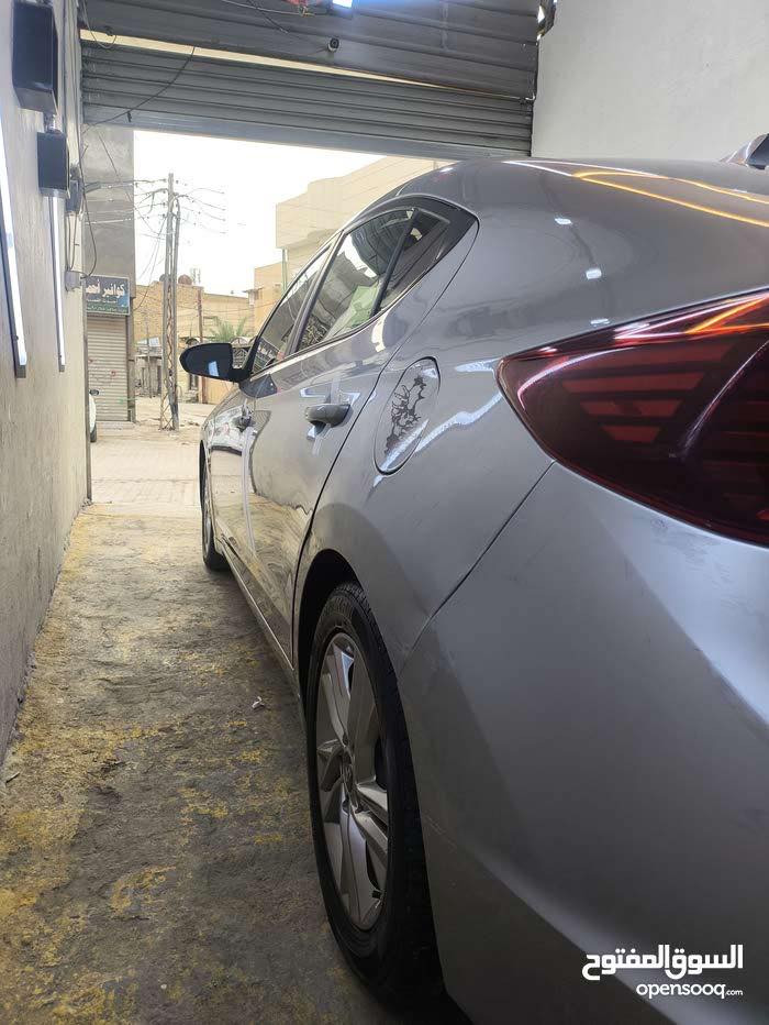 سلام عليكم 
النترا 2020 
وراد امريكي 
صور الحادث ناشرهن انه
السياره معوقين الولد شاب 
السياره داخله ب2022 
سنويه تنتهي ب2027 
السياره حادثه بمريكه فقط جاملق امامي الصفحه اليمنه 
ومبدل نفس الون   
السياره ماشيه 110 ميل لان من امريكه ماشيه 77 ميل 
السياره كفاله 
الباقي لا تبديل ولا بيه حاره ولا بارد 
وكو بارد قليل كلش كد اصبعين موضح بالصور 
السياره البقيه كفاله مكينه كير كلشي 
المعوق يسويلك وكاله 
السياره نص فول 
وكلشي بيه شغال وما ناقصه ولا شي ابد 
وخير من الله 
السعر 129 $ وبيه مجال قليل  
رقم تلفون *********** 
وتساب متواجد
