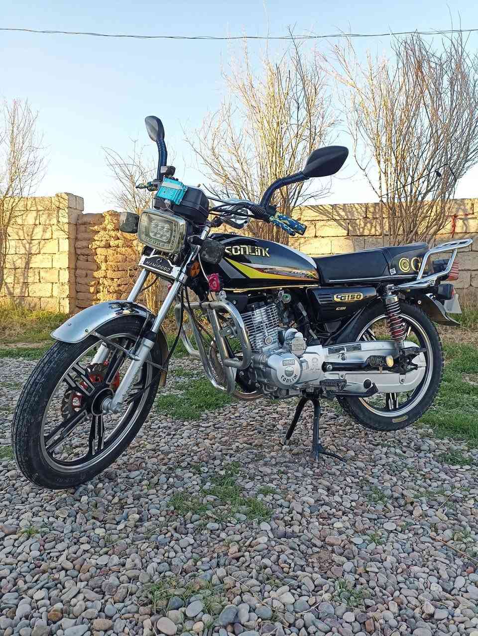 السلام عليكم
موطور للبيع موديل 22 نظافه فول مامتعوب السعر 600 بي مجال قليل 
هـ ***********
