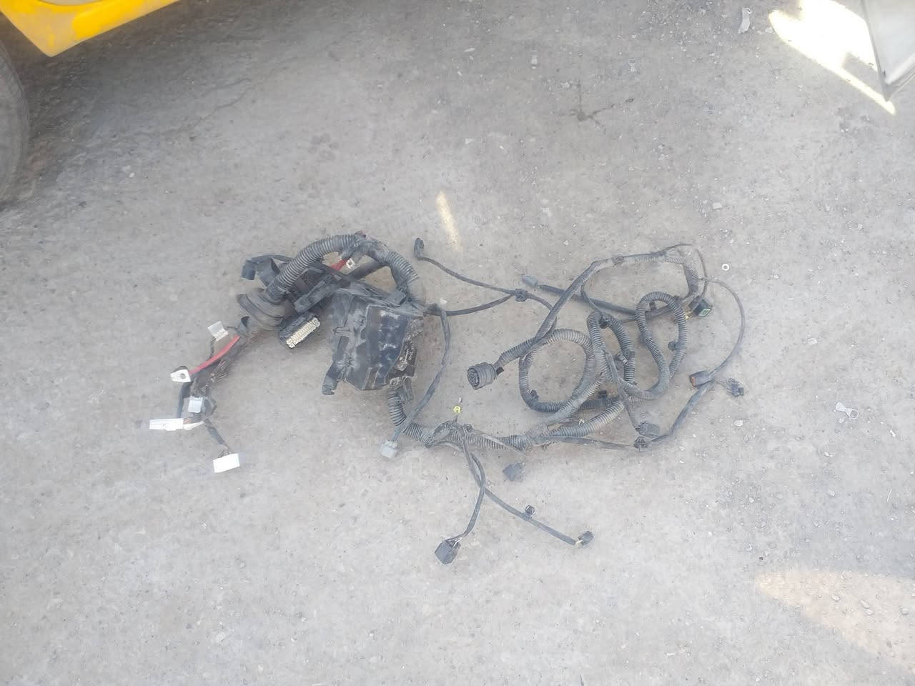 متاح غراض فولكس ضفيره مال افيوزات ول محرك جديده ومروحه جديده ولابه بل كرتون هيه وسويجه لبيع شراي يتفضل خاص وقبق مال محرك اي واحد يريدهن يتفضل*********** خاص
