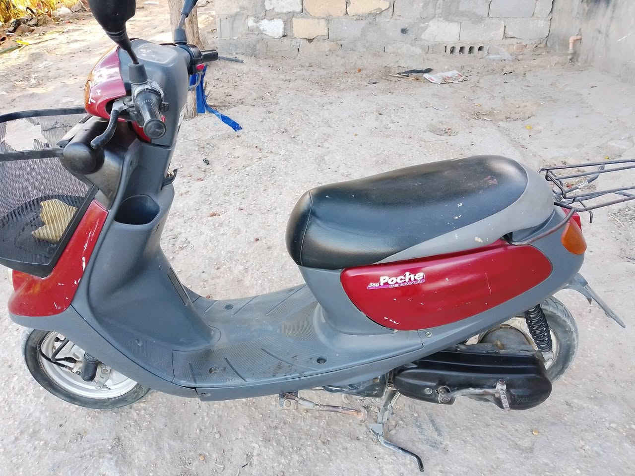 *********** كربلاء دراجه ناقصه بس باتري كلها شغاله السعر 300
