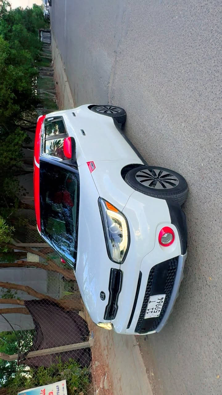 السلام عليكم كيا سول موديل 2016 رقم بغداد بسمي حادث جاملغ و بنيد سياره جاهزه من كل النواحي محرك كير صدر كفاله تخم تاير شاشه كامره بيها قطع صبغ ابيع حزام السعر شده و بيها مجال حك الجيه عنواني بغداد الجديده 
رقم تلفون ***********
