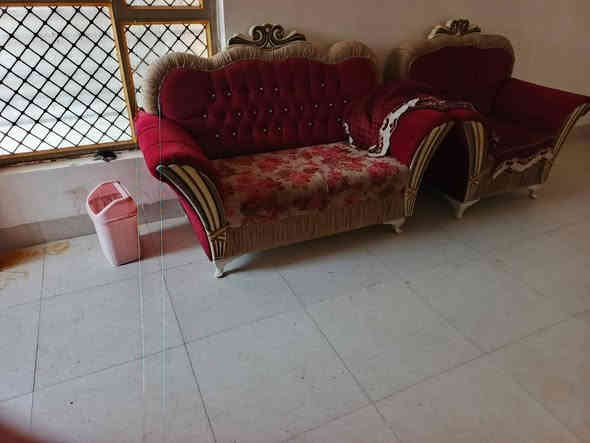 تخم قنفات للبيع باله
*********** المكان الرفاعي يم افران أبو أمير النجفي
