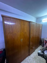 كنتور ١٠٠×٣٥٠ • سرير خشب • بغداد شارع فلسطين