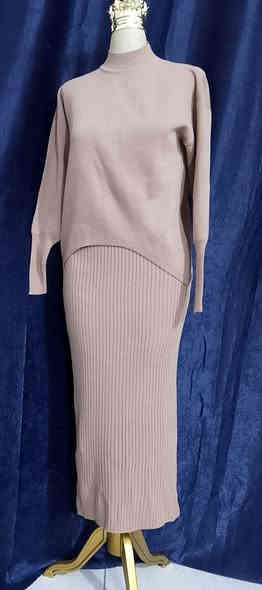 سيت فستان + بلوزة صوف خامه تريكو الاصلي سعر ٢٠ الف وتوصيل مجاني داخل كربلاء للحجز *********** واتساب
