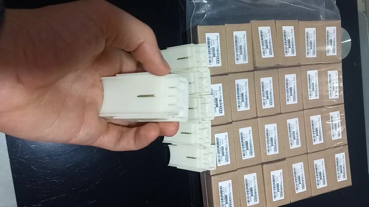 🚨 بتواجه صعوبة في فك بكر السحب في ماكينات HP؟ وبتضيع وقت ومجهود أثناء الصيانة؟

الحل مع جهاز فك بكر السحب الخاص بماكينات HP 👇

الأداة دي بتساعدك تفك وتركب بكر السحب بسهولة وأمان بدون كسر أو تلف في القطعة أو الماكينة وبتوفر عليك وقت كبير أثناء الشغل.

✅ فك وتركيب سريع وآمن
✅ بتحافظ على البكر من التلف
✅ مناسبة لمعظم موديلات HP
✅ بتسهّل الشغل وتوفر وقت ومجهود
✅ حجم عملي وسهلة الاستخدام

لو عندك ضغط شغل وعايز تشتغل بسرعة ومن غير مشاكل الأداة دي هتفرق معاك جداً 👌

📩 ابعتلنا على الخاص لمعرفة التفاصيل والأسعار
🚚 متاح شحن لجميع المحافظات ودعم فني


**إذا كنت صاحب هذا الإعلان وتريد حذفه لأي سبب، رجاءا أرسل رسالة إلى الدعم الفني**