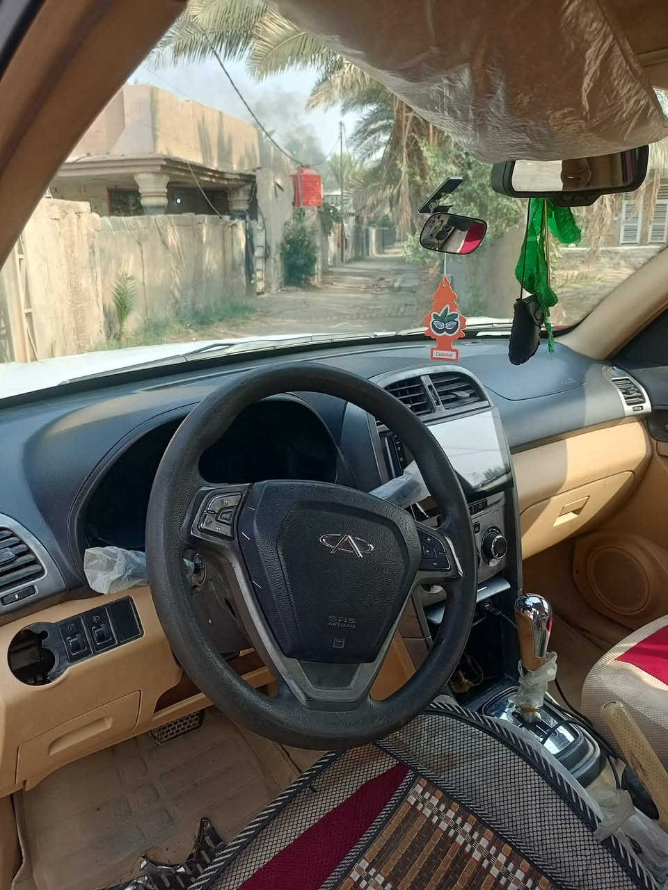 سلام عليكم سياره تيكو 13 مكفوله مكينه كير حداديه تبريد سياره كامله ومابيه نقص مرتبه وحلوه وكاعده مكاني بابل رايده ب55 وبيه مجال للعزاز سياره نضيفه وحلوه ***********
