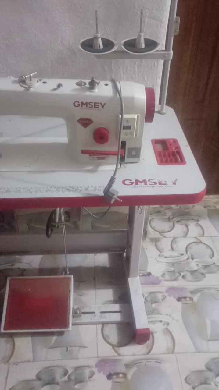 مكينه خياط للبيع نوعيه جيمسي استعمال قليل سعره 250 ناصرية تضحيه


**إذا كنت صاحب هذا الإعلان وتريد حذفه لأي سبب، رجاءا أرسل رسالة إلى الدعم الفني**