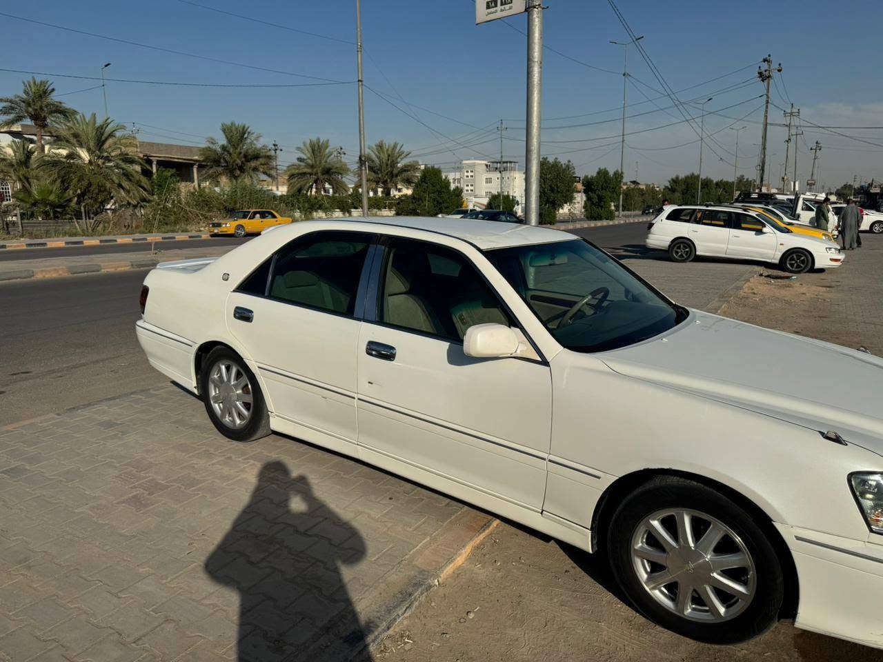 السلام عليكم..

ملكه موديل 2000 رقم كركوك نكليزي مداور ثاني يوم سنويه ل 30 ..3 دگم كرستال شاصي 75 ديفور الجبير .. مكينه وگير وتبريد مكفولات ..حداديه جديده. مكفوله گص ونقل جثه وضربه قويه.السعر 135 وبيه مجال 

مكاني النجف الاشرف ناحية العباسيه رقمي ‏‪***********‬‏
