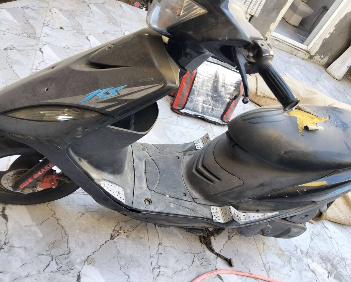 السلام عليكم درجة ماكس للبيع حاويه برغي مامفتوح بيهه ناصريه مركز 
***********
