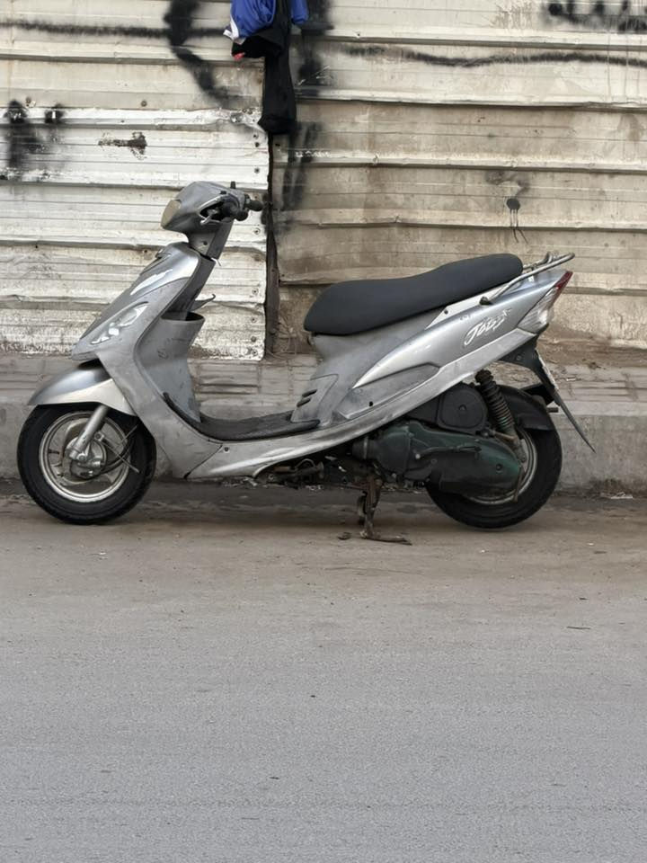 ماكس مرقم بسمي هزه وسنويه جدد نكليزي
مو شراي ماتعرف بسعار المرقم  اعبر المنشور وسعر تتصل اكلك بي 
ودراجه كفاله عامه 
مكاني حي اور ***********
