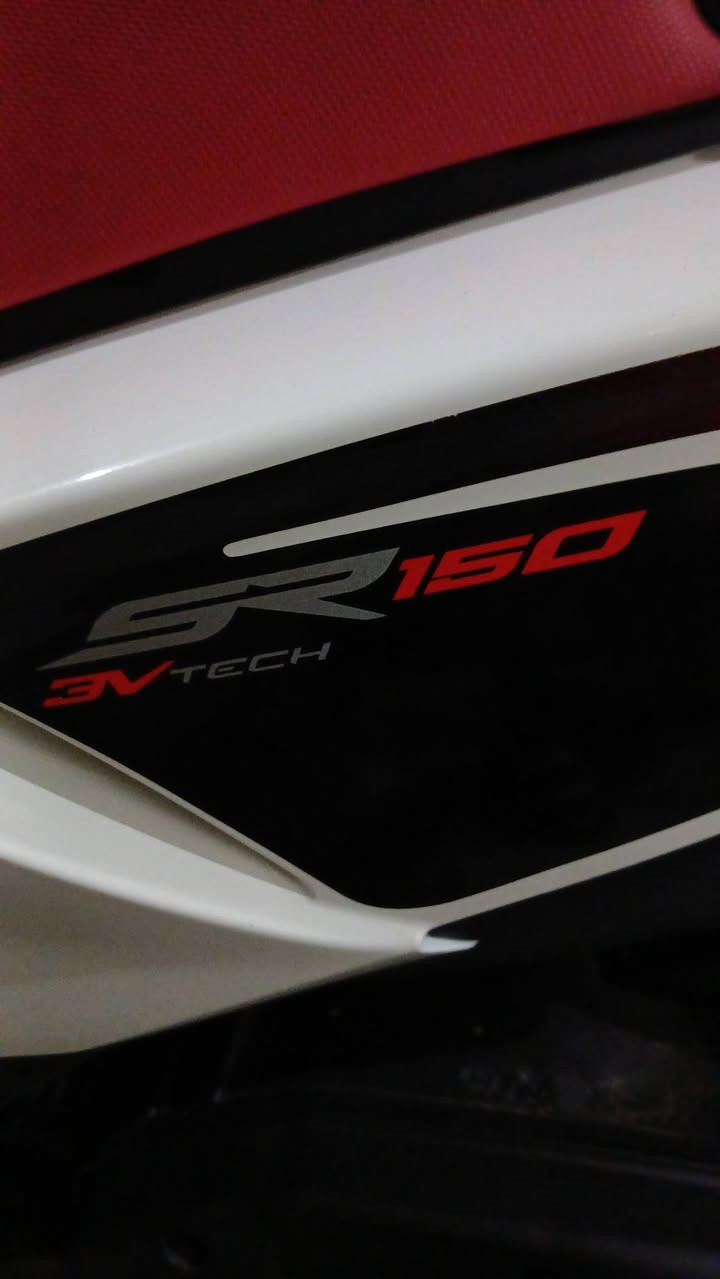 السلام عليكم
ابريليا 150 cc
3v
موديل 2024
ماخذه من عجله الخليج شهر 10 سنه 2025 بعده داخل الضمان ماشيه 8400 يعني اخت الزيرو رقم اربيل 
جاهزه مجهزه بحاله الوكاله
السعر  مليونين و400. 
بغداد الكرخ 
***********
بيع فقط
