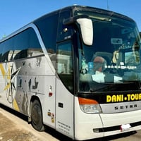 ام السيوف مديل 2005 مكينه8 كير عادي ‎٥٥راكب  تخم تاير صدر جديد  السيار...