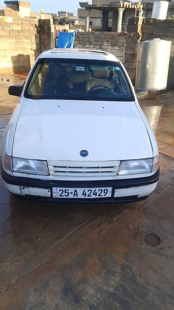 اوبل فكترا موديل 91 محرك 16 لا صرف لا بخار سنويه وارقام جديد ل 2030 كابون بنزين بي مكان السياره   الحويجه  السعر 33 الرقم ***********
