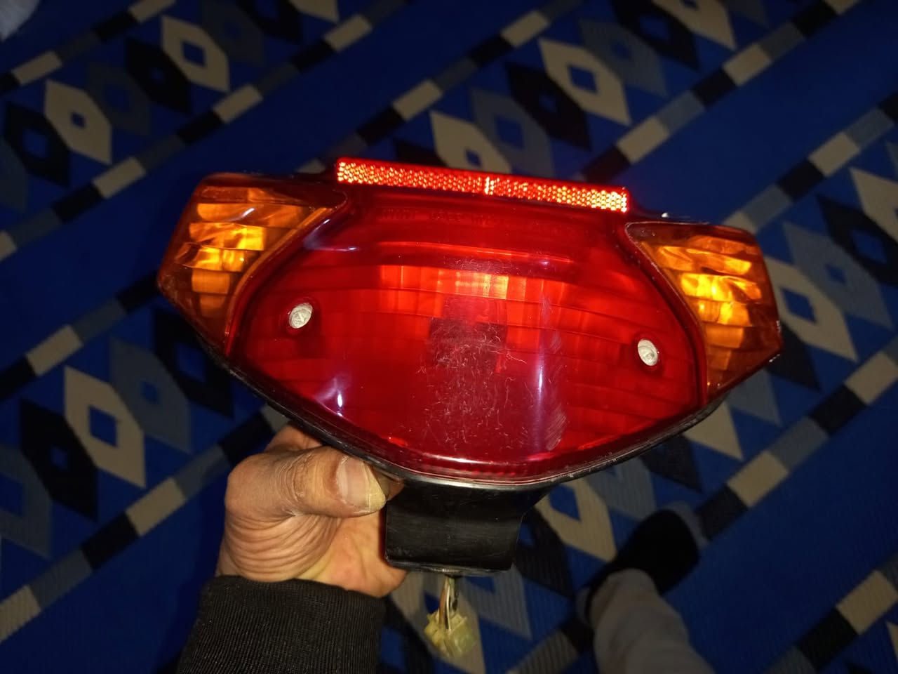 سلام عليكم غراض درس البيع البلادي مالته تريد شيله وحده تريد ماعندي توصيل عنواني بغداد الزعفرانيه ***********رقمي قيم وخذ
