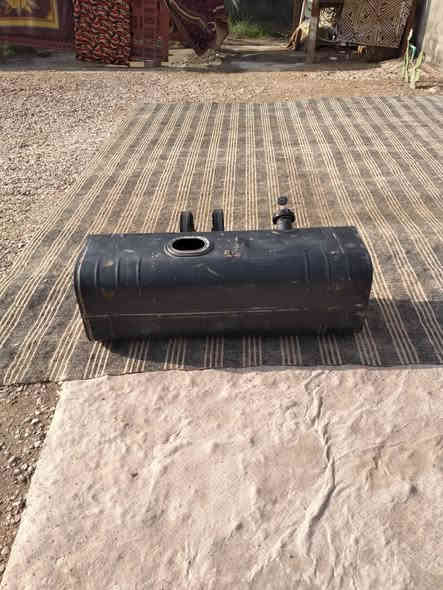 سلام عليكم تانكي كيا للبيع نضيف كامل هوة والقبق والحزمة السعر الاتصال على الرقم *********** المكان نجف
