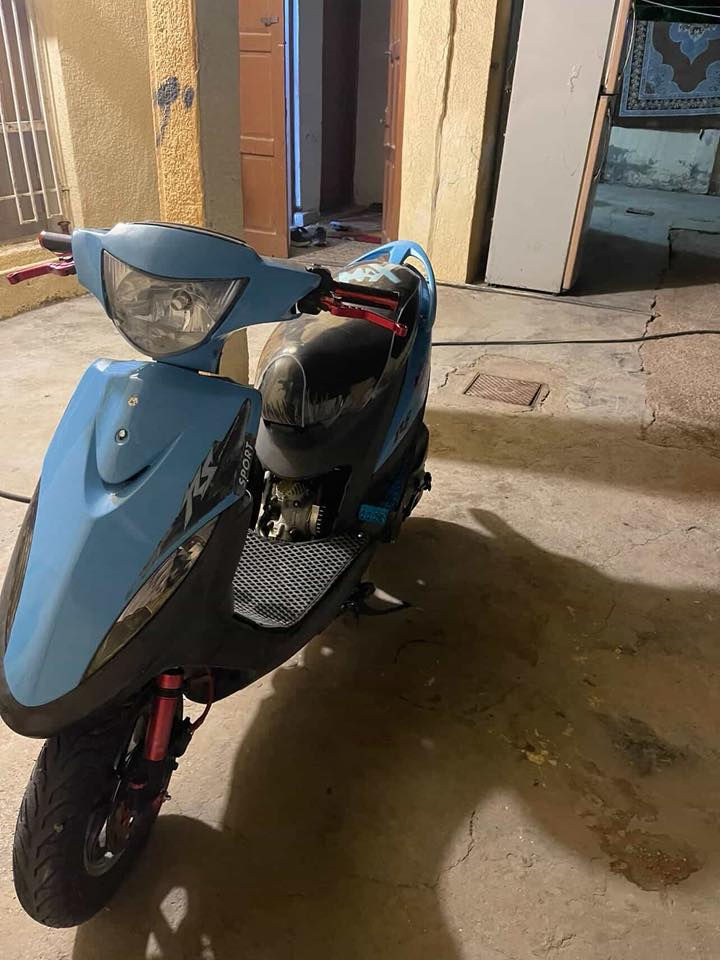 السلام عليكم ماكس عدله مفوله تزويد كله اصلي مكينه 58 بلاديه الدراجه كلها بلاد مال رمبه السعر 800وبيه مجال قليل مكاني عزيزيه ‭0781 682 4667‬
