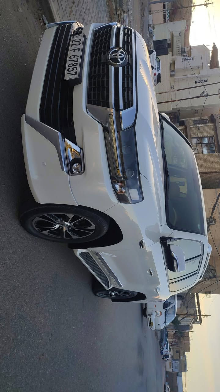 سلام عليكم لاندكروز موديل 21 
شركات ماشيه108رقم اربيل جديد بسم شركه
سيارة مكفولة من صبغ فقط دعاميه خلفيه وطعجه بل جاملغ الخلفي عله كداصبعين
مواصفات كشنات جلد كرسي واحد كهرباة ***********
بصمه تلفزيون وكامره السعر475 رقم الهاتف***********
مكاني نجف
