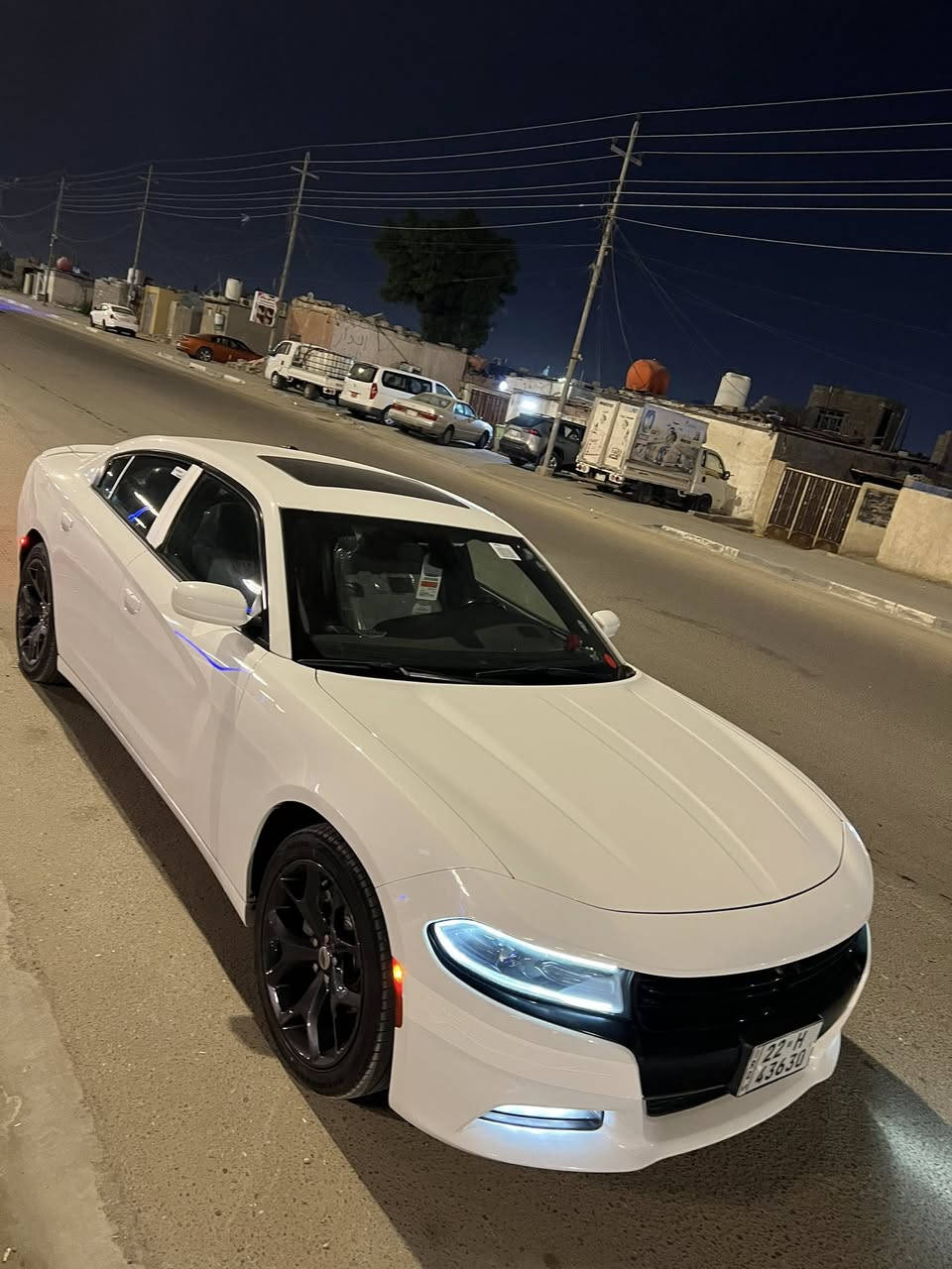 السلام عليكم جارجر رالي بلص 2017 فول مواصفات واحد على واحد كفاله عامه حتى الدعاميات رقم اربيل سيارة جديده كارتون 
العنوان البصرة المعقل ***********
