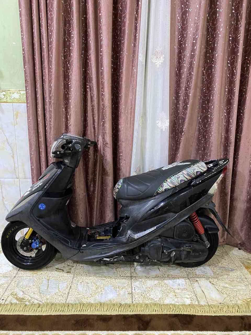 سلام عليك دراجه ماكس عدل دراجه نضيفه دراجه ميكنه 55 كلجات أمام رياض دراجه هاون وبيه صالنصه صجميه اصليه فج أمام رياضي ودبل دراجه ضفير بلاديه كله شغاله دراجه نضيفه معنه كلمه دراجه مستعجل عل بيعته 450 وبيه مجال قليل بكان بغداد مدينه صدر ***********
