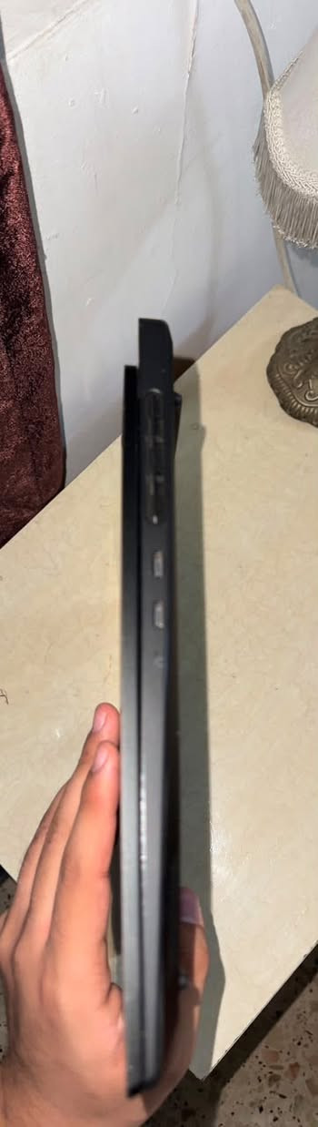 Lenovo Legion 7 slim
* المعالج: AMD Ryzen 7 5800H
* الرام: 16GB
* التخزين: 2TB SSD NVMe
* كرت الشاشة: NVIDIA GeForce RTX 3060 6GB
* الشاشة: 15.6 إنج
* معدل التحديث: 165Hz
 
السعر مليون وبيها مجال 
وشباب اي واحد يخسف بسعرها ليراسلني
مكاني بغداد رصافة ماعندي توصيل محافظات
رقمي للتواصل ***********
