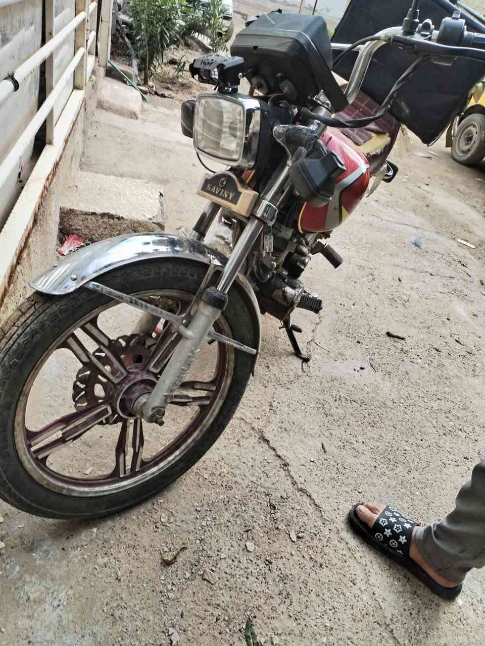 السلام عليكم دراجه إيراني موديل ٢٠٢٣ دراجه جديد خير من الله مااشي هواي مابيها نقص كله شغال تجي تفحص تروح سعر ٥٠٠ وبيها مجال حك الجيه مكان بغداد *********** بي واتساب مامتواجد بل فيس
