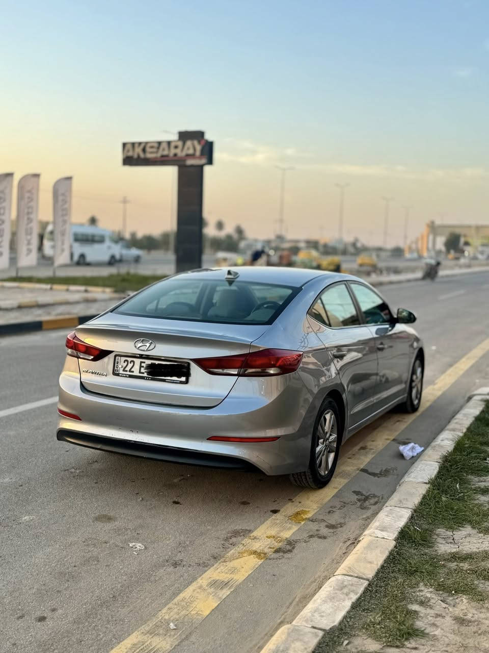 السلام عليكم النترا 2017وارد امريكي حادثها من امريكا مقدمه البنيد فقط السياره ليبل واحد بدون دواخل ايرباك الدركه فقط مكينه 2000دوش كير مكينه حداديه تبريد ثلج باقي السياره كفاله السعر 115 للاستفسار اكثر اتصل ***********
