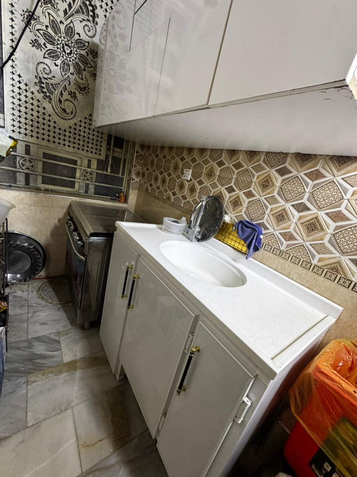 غراض للبيع استعمال قليل للاستفسار الاتصال ع رقم
 ‭0771 340 8462‬
