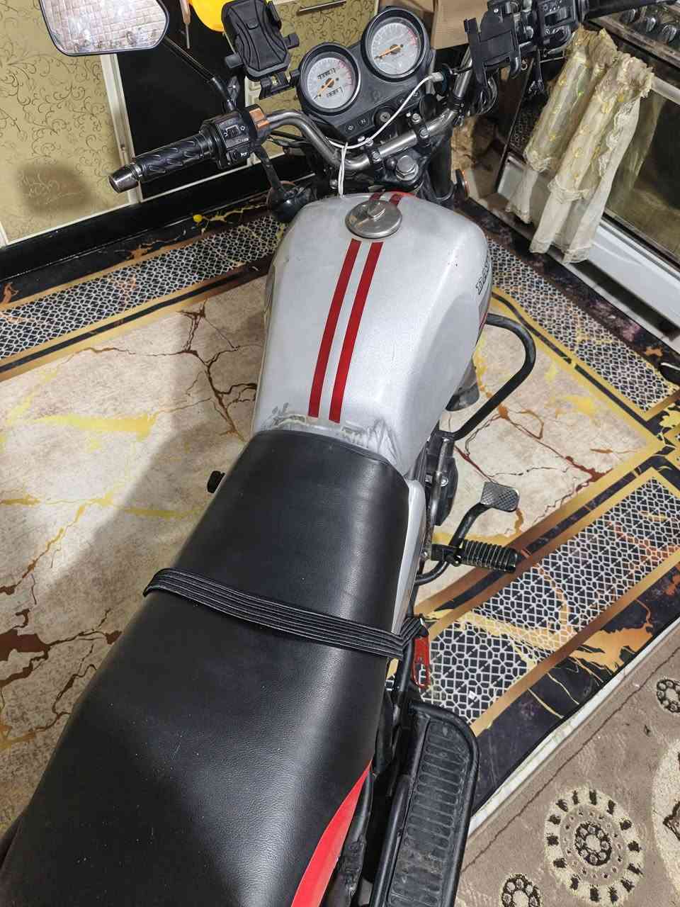 السلام عليكم 
دراجه دايون 2022 طالعه 2023 لو سلفر اوراق اصولي ب اسمي شرط الترقيم الدراجه ماعايزه اي شي خير من الله
لايت اشارات عداد كله شغال مستعجل عله بيعتها مكاني كربلاء السعر 1450 وبيها مجال للطيبين مامتواجد خاص 
رقمي ***********
