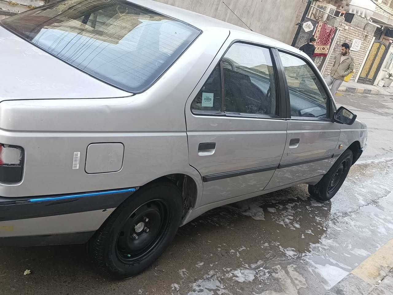 سلام عليكم بيجو جي ال اكس سياره مكينه وكير وحداديه مكفولات تبريد تدفئه وسياره خير من الله مكاني بغداد ***********
