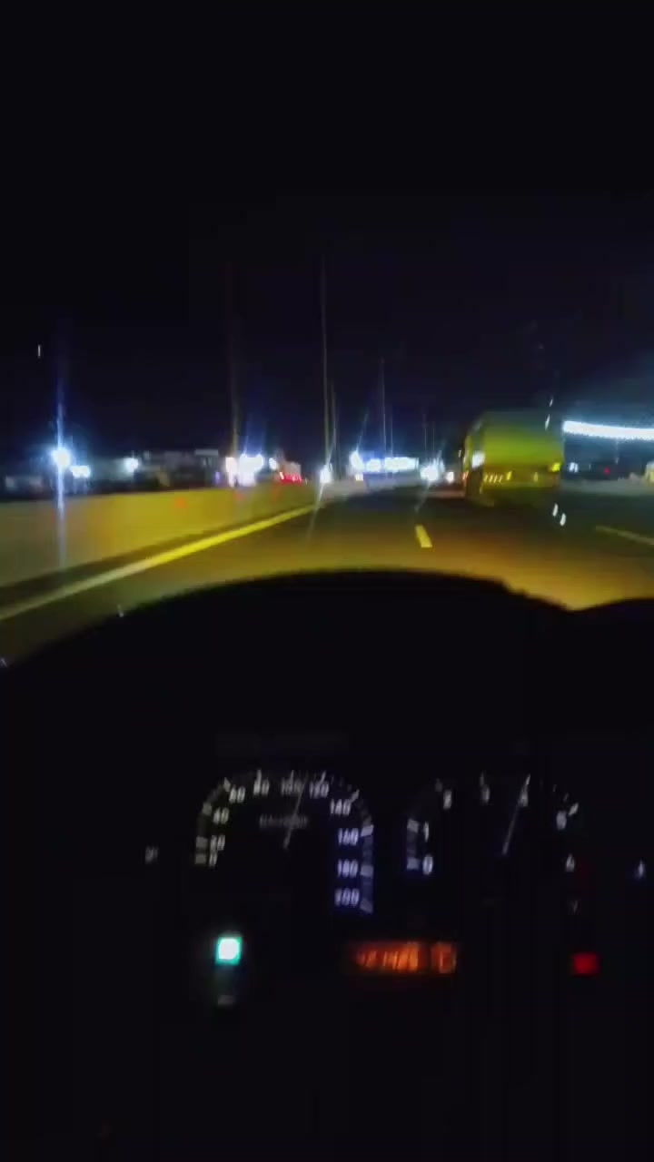 يالله السلام عليكم برنس دايو موديل 95مصبوغة صبغ عام للجمالية
محرك خير من الله كير خير من الله بس مرات يئخر بل تنمير عل بك 
تخم تايرات جديد كهربائيات كلهن شغالة مسجل شغال الون اسود قير محدد للبيع او مراوس 
رقم الهاتف ***********
