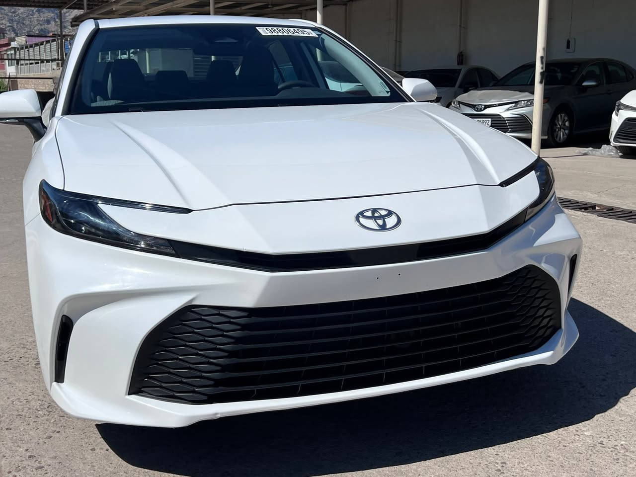 تيوتا كامري
موديل 2025 
وارد امريكي 
موصفات LE  AWD معروفه 
ماشي 38 الف ميل
سياره امامي خلفي كبس نزبت الحادث بيها
باب سكن خلفي و شبر دايره جاملغ و شبر باب كدام سبغ 
حادث سياره طرف سكن 
رقم شاسي موجود منشورات مبين حادث 
عنوان عقرء 
رقمل هاتف وتساب علي
***********
