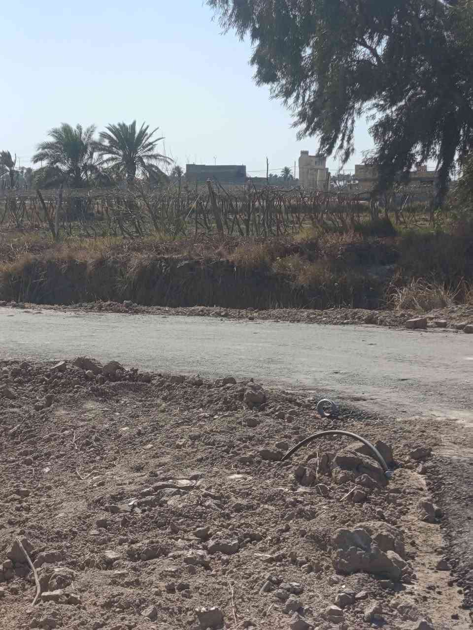 قطعتين للبيع سند ٢٥ تحويل مباشر مخدومات تبليط ومي اساله وكهرباء واجهيه شارع
المكان قرب محطه وقود الفنديه يم البوابه تبعد عن شارع الخدمي ٢٥٠ متر
للاستفسار ***********
